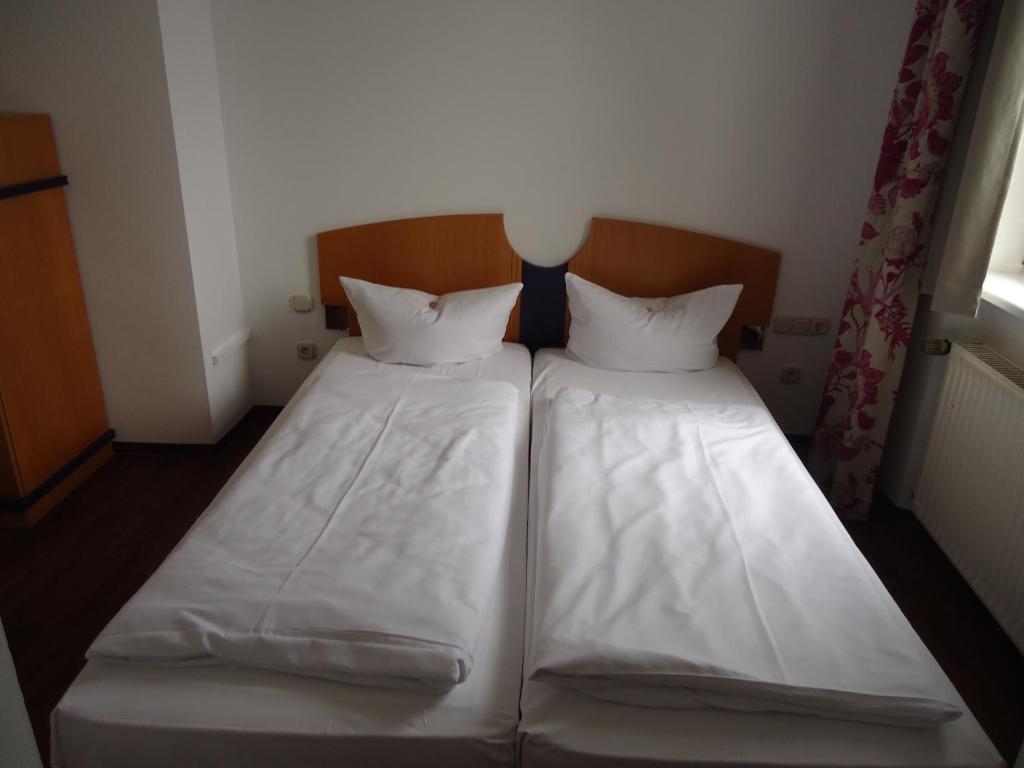 Garni Hotel Kaiserdom บัมแบร์ก ห้อง รูปภาพ